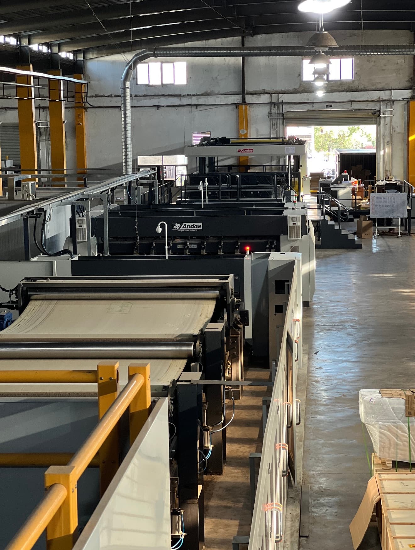 Printing line for corrugated packaging production
